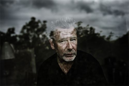 Неподправената истина